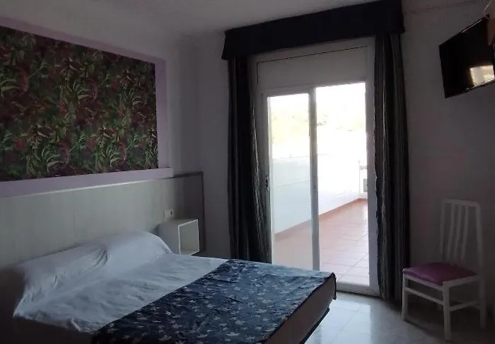 Hvalles Hotel *